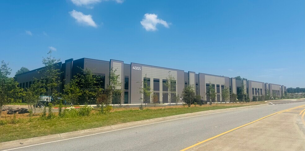 More Photos Of 4165 Settingdown Rd, Cumming Unknown For Lease