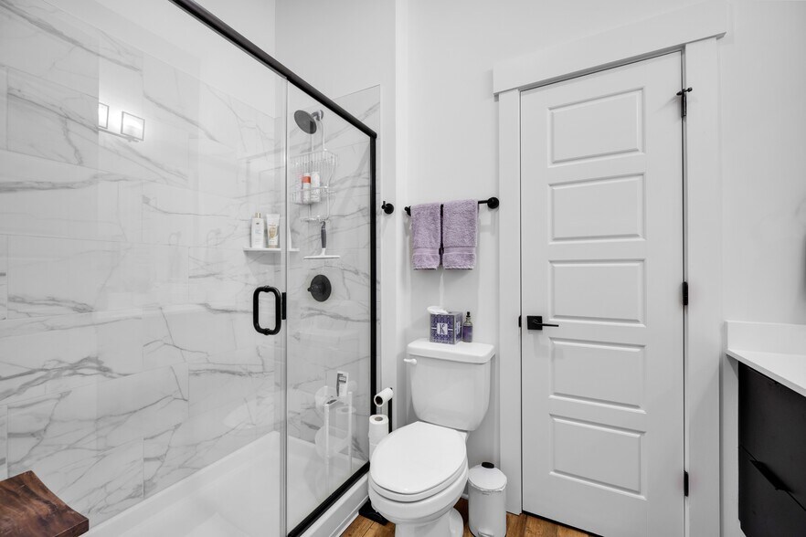 More Photos Of 202 S Main St, Belmont Apartments For Sale