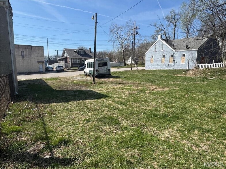 More Photos Of , Alton General Retail For Sale