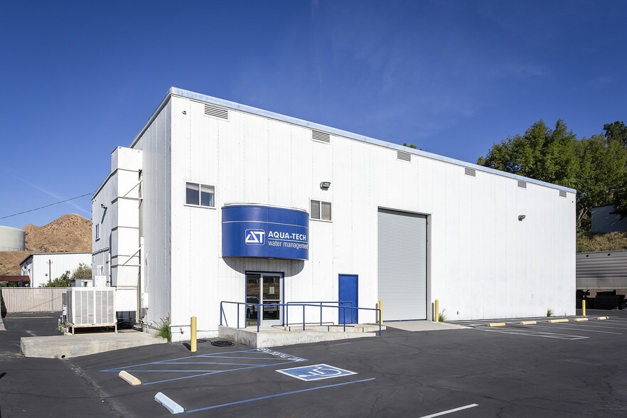 Primary Photo Of 25107 Rye Canyon Loop, Valencia Warehouse For Sale