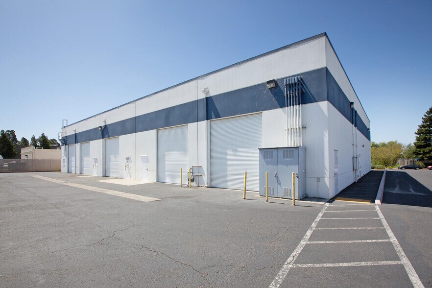 More Photos Of 156 Camino Oruga, Napa Warehouse For Lease