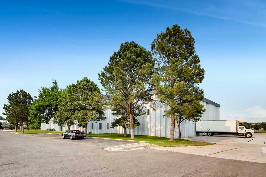 More Photos Of 13760 E Arapahoe Rd, Englewood Research And Development For Lease