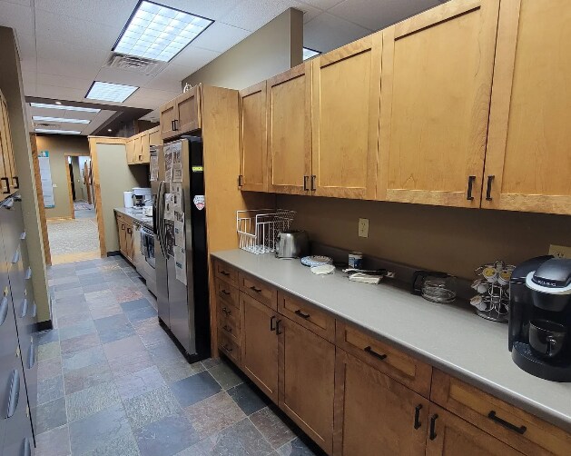 More Photos Of 1610 N Minnesota Ave, Sioux Falls Office For Sale