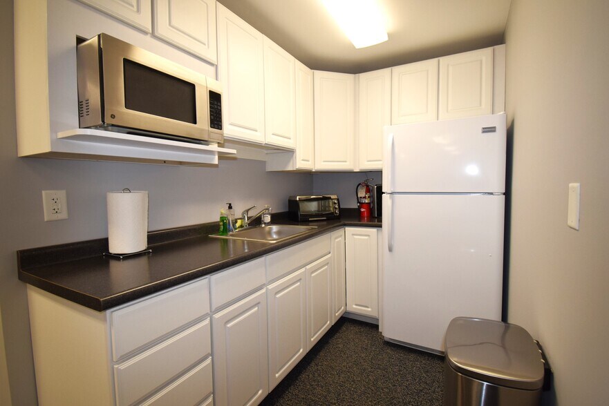 More Photos Of 1 Library Ln, Kingston Office For Lease