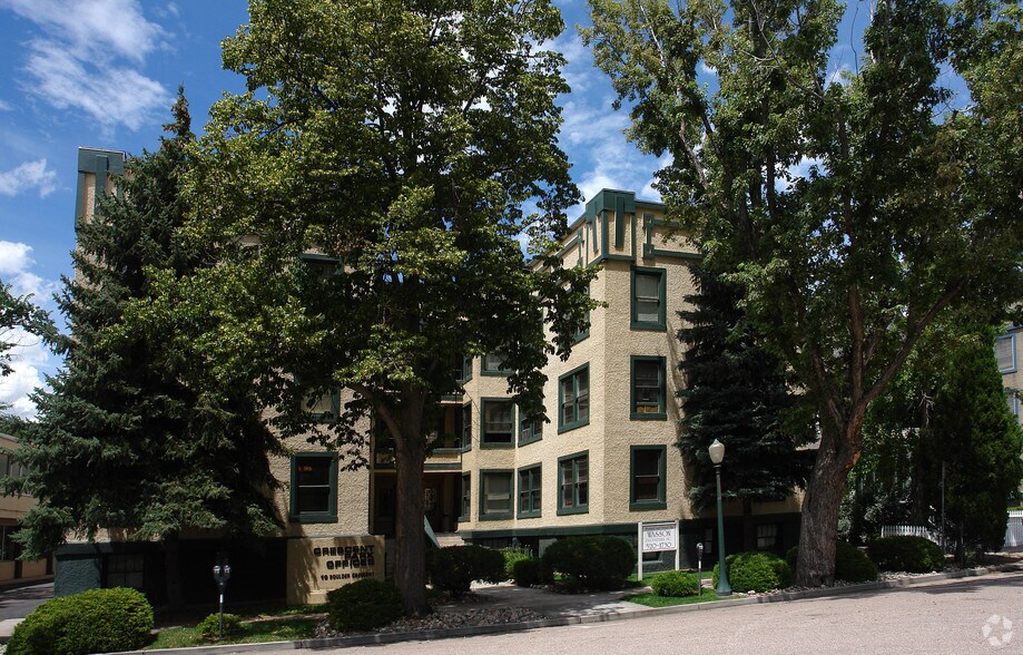 More Photos Of 10 Boulder Crescent, Colorado Springs Office For Sale