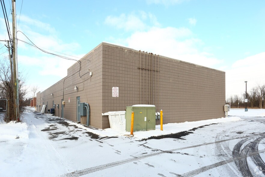 More Photos Of 43615-43695 Michigan Ave, Canton Unknown For Lease