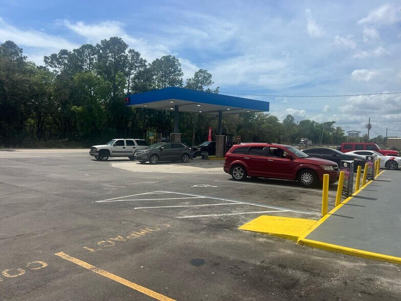 More Photos Of 2581 Sun Acres Blvd, Auburndale Convenience Store For Sale