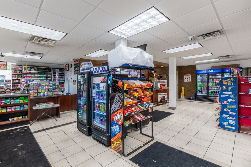 More Photos Of 459 Division St, North Tonawanda Convenience Store For Sale
