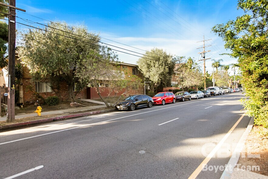 More Photos Of 15040 Parthenia St, North Hills Multifamily For Sale