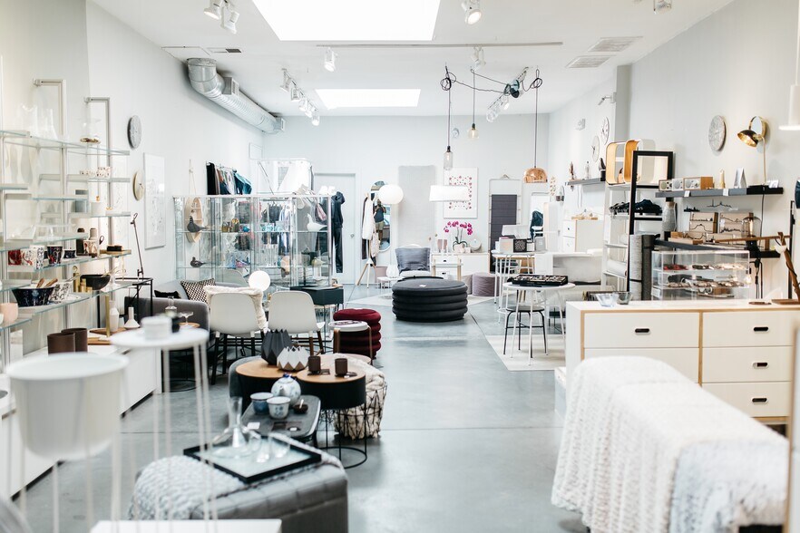 More Photos Of 364 Hayes St, San Francisco Storefront Retail Office For Lease