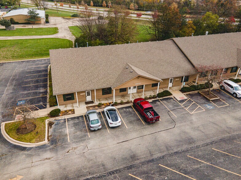 Primary Photo Of 29W110-29W140 Butterfield Rd, Warrenville Unknown For Sale