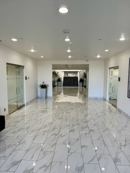 More Photos Of 4441 W Airport Fwy, Irving Office For Lease