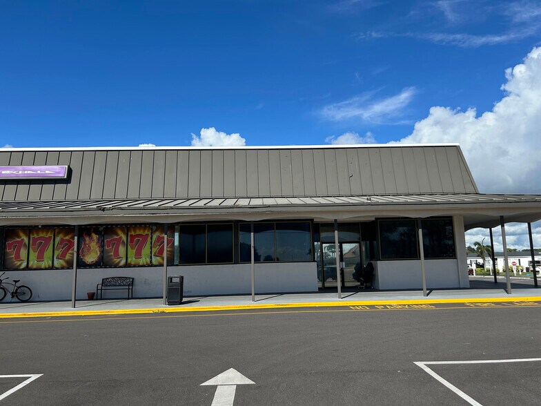 More Photos Of 4500 NE Dixie Hwy, Palm Bay Unknown For Lease