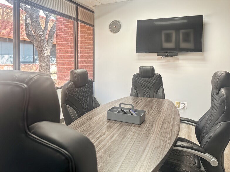 More Photos Of 1350 N Loop 1604 E, San Antonio Coworking Space