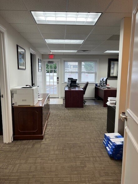 More Photos Of 5260 Merrick Rd, Massapequa Office For Sale