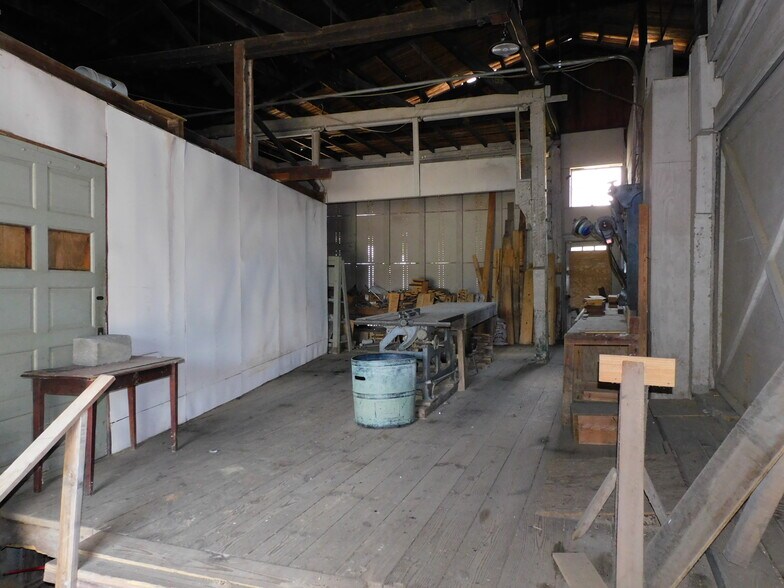 More Photos Of 530 Summit dr, South Boston Warehouse For Sale