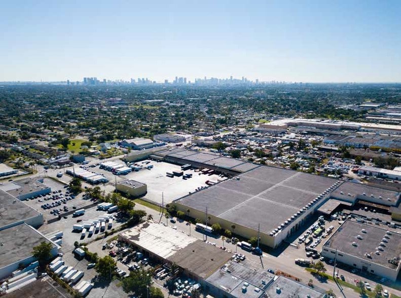 More Photos Of 7000 NW 32nd Ave, Miami Warehouse For Lease