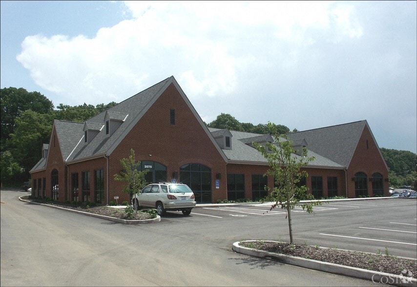 More Photos Of 2150 Marble Cliff Office Park, Columbus Medical For Sale