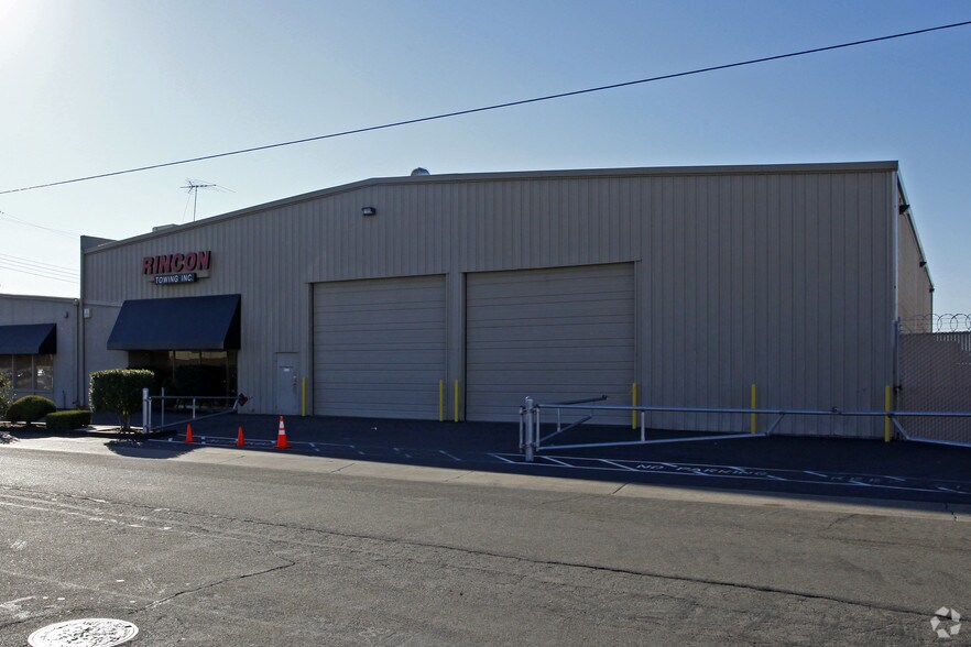 More Photos Of 2545 Albatross Way, Sacramento Warehouse For Lease