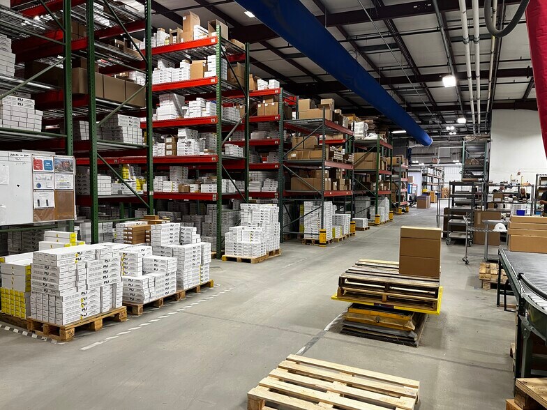 More Photos Of 575-605 Sweeten Creek Industrial Park, Asheville Light Manufacturing For Sale