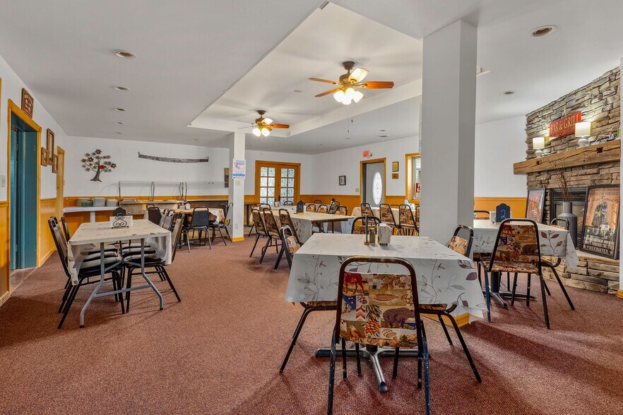 More Photos Of W10595 County Road K, Elcho Restaurant For Sale
