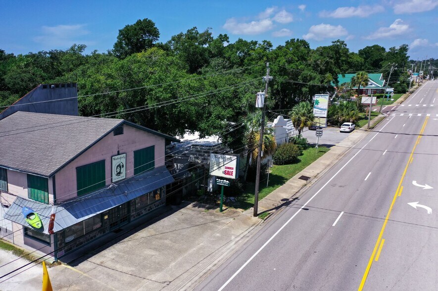 More Photos Of 3009 E Cervantes St, Pensacola Freestanding For Sale