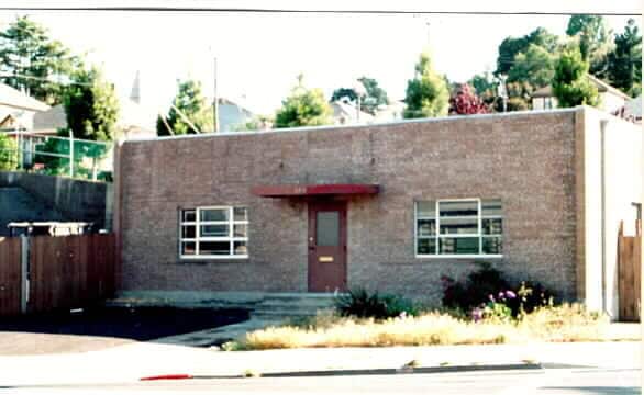 More Photos Of 253 Tewksbury Ave, Richmond Office For Sale