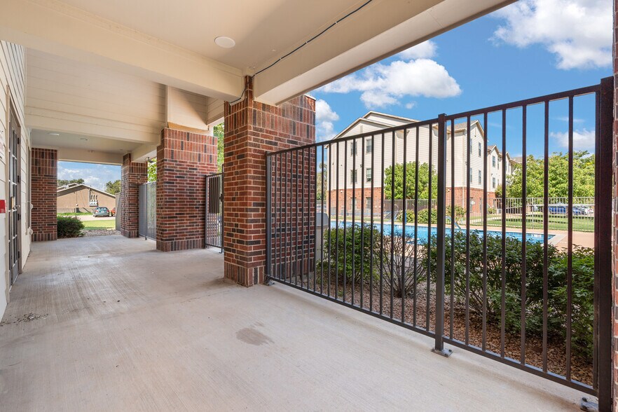 More Photos Of 1500 S Avenue K, Portales Multifamily For Sale