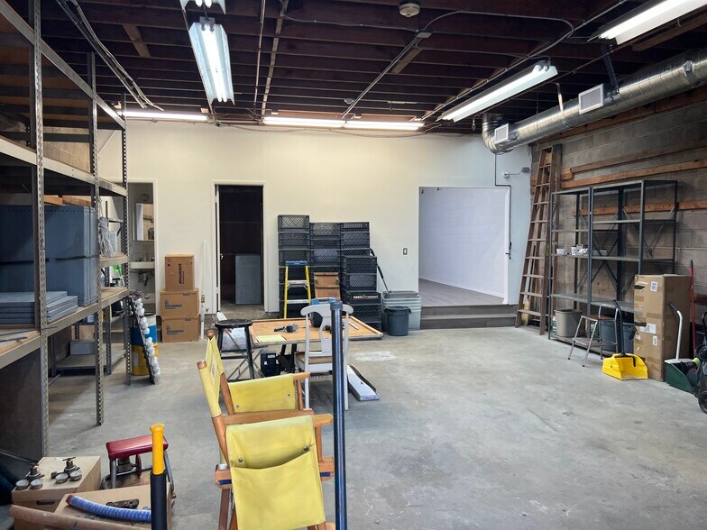 More Photos Of 5639 Cahuenga Blvd, North Hollywood Warehouse For Sale