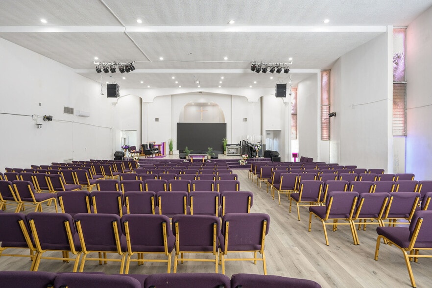 More Photos Of 400 S Santa Fe Ave, Compton Religious Facility For Sale