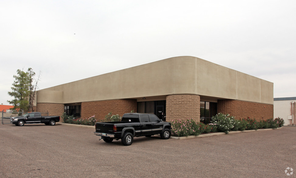 Primary Photo Of 27 N 57th Dr, Phoenix Warehouse For Lease