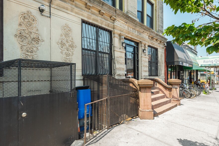More Photos Of 60 New York Ave, Brooklyn Apartments For Sale