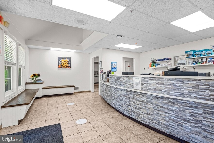 More Photos Of 405 W Wayne Ave, Wayne Office Residential For Sale