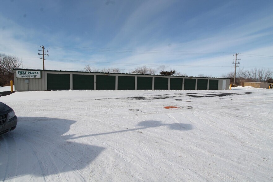More Photos Of 1220 Janesville Ave, Fort Atkinson Storefront For Sale