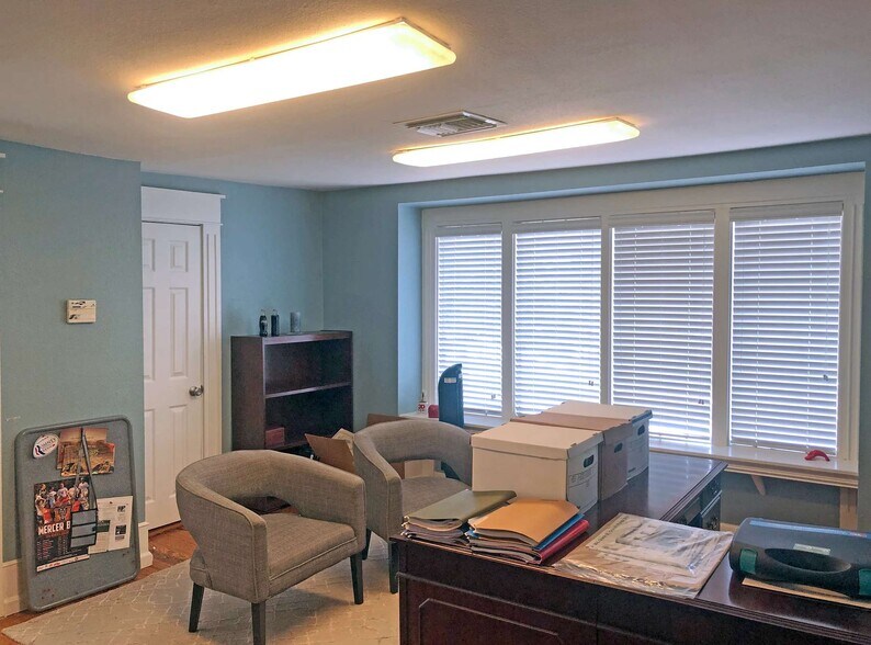 More Photos Of 545 Delaney Ave, Orlando Office For Lease