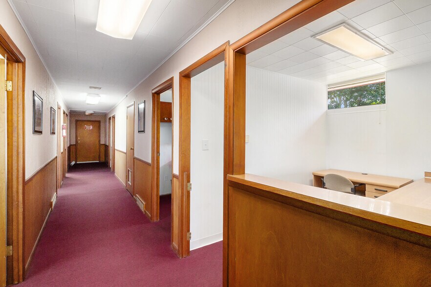 More Photos Of 5204 Davison Rd, Burton Medical For Sale