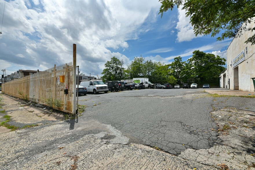 More Photos Of 601 W Fisher St, Philadelphia Warehouse For Sale