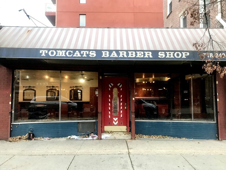 More Photos Of 135 India St, Brooklyn Storefront For Lease