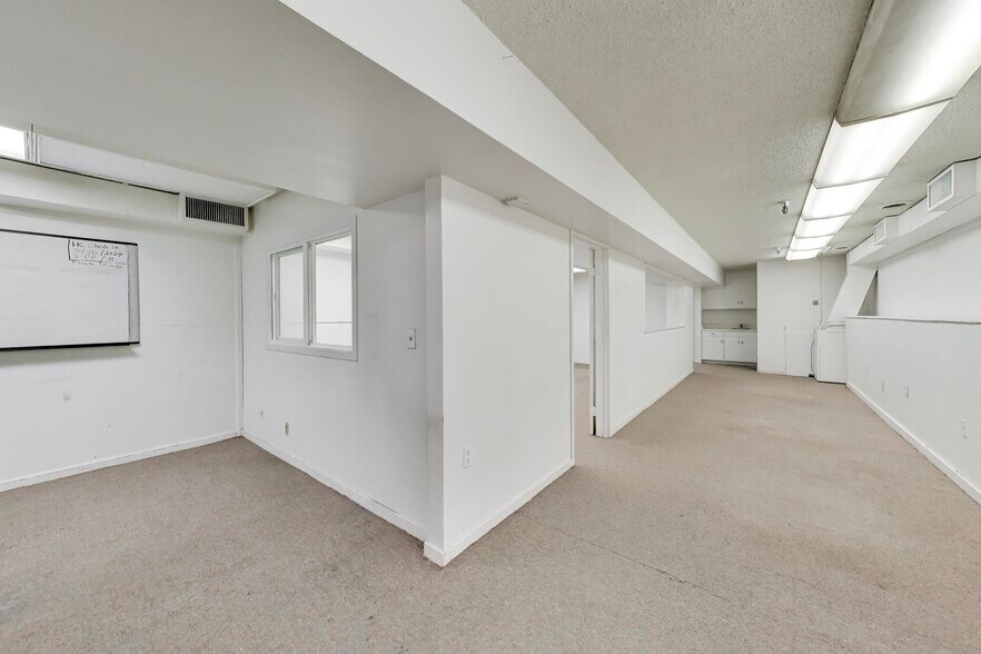 More Photos Of 667 Clay St, San Francisco Office Residential For Lease