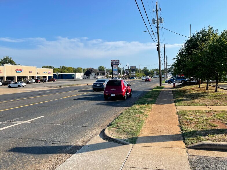 More Photos Of 1305 North St, Nacogdoches Healthcare For Lease