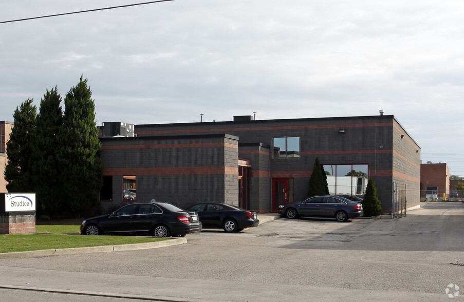 Primary Photo Of 7070 Pacific Cir, Mississauga Manufacturing For Lease