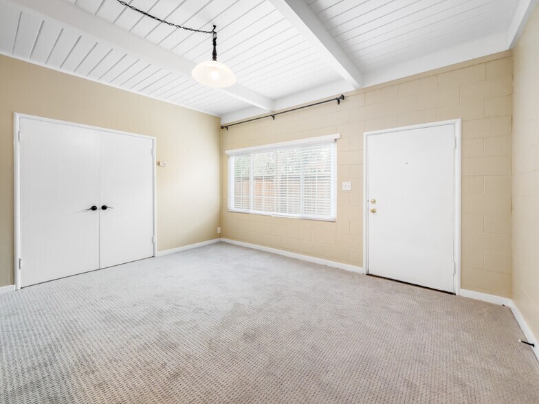 More Photos Of 5105-5107 MacDonald Ave, Richmond Apartments For Sale