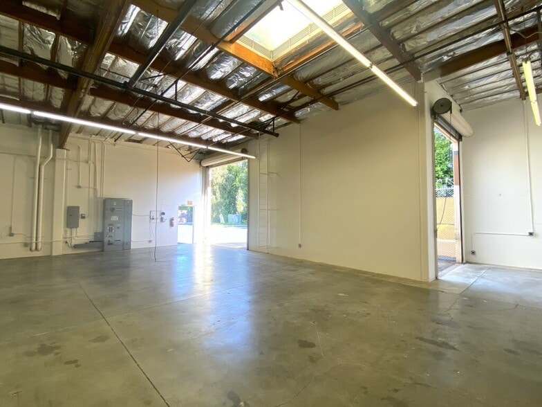 More Photos Of 800 Columbia St, Brea Manufacturing For Lease