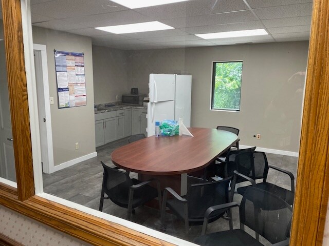 More Photos Of 2700 N Belt Hwy, Saint Joseph Office For Sale