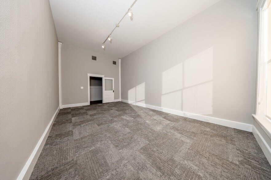 More Photos Of 121 E 1st St, Sanford Office Residential For Sale