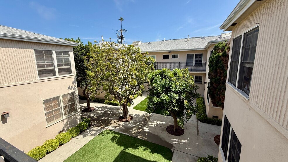 More Photos Of 228 Idaho Ave, Santa Monica Apartments For Sale