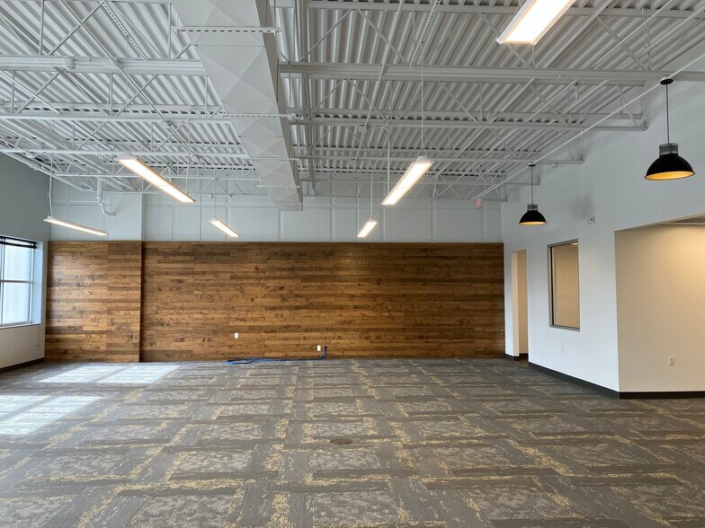 More Photos Of 1330 Win Hentschel Blvd, West Lafayette Office For Lease