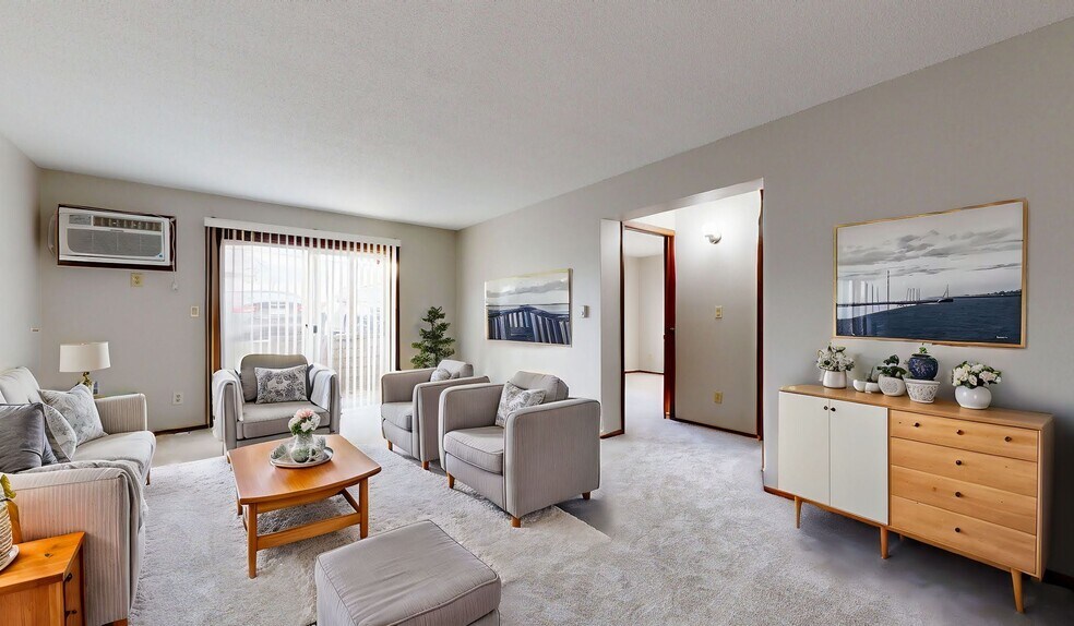 More Photos Of 924 21st Ave S, Minneapolis Apartments For Sale