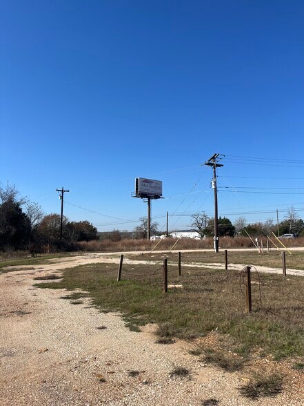 More Photos Of 413 FM 20, Bastrop Flex For Sale