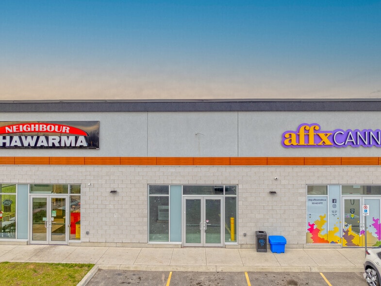 More Photos Of Upper Centennial Pky, Hamilton Unknown For Lease